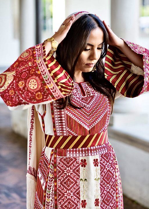 A thread On the Art of Palestinian Embroidery