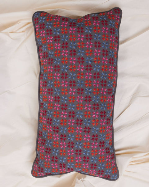 Cushion Linen Rectangle Stars of Bethlehemنجوم بيت لحم |