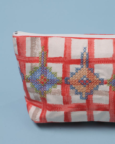 Mini Embroidery Pouch Eggs In Pan Motif | نمط البيض في المقلاة
