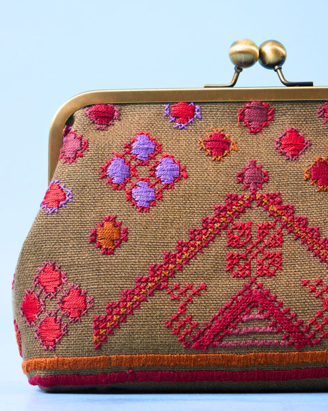 Olive Click Clutch Rafeh Ramallah | رام الله