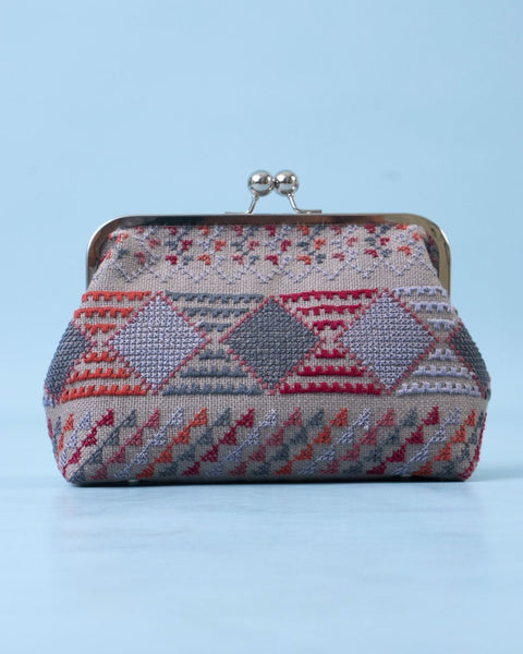 Linen Click Clutch Old Man's Teeth | أسنان الرجل العجوز