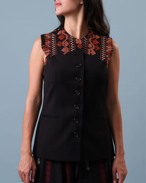 Black Fitted Vest - Leaf, Flowers & Border | الورق، الزهور والإطار