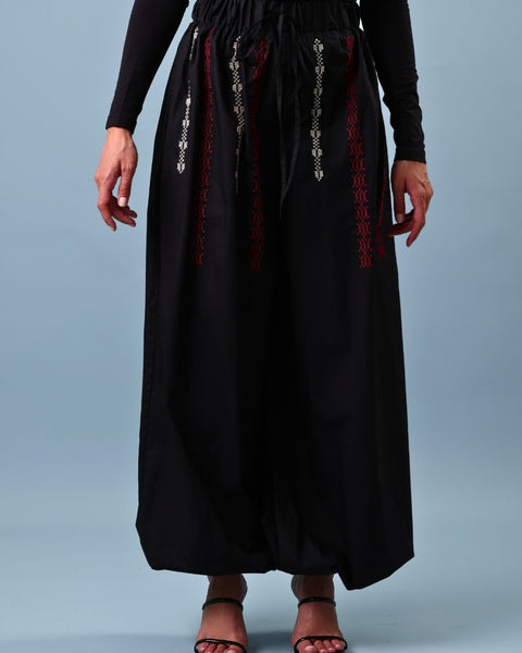 Black Balloon Pants - Border & Chain | الحدود والسلسلة
