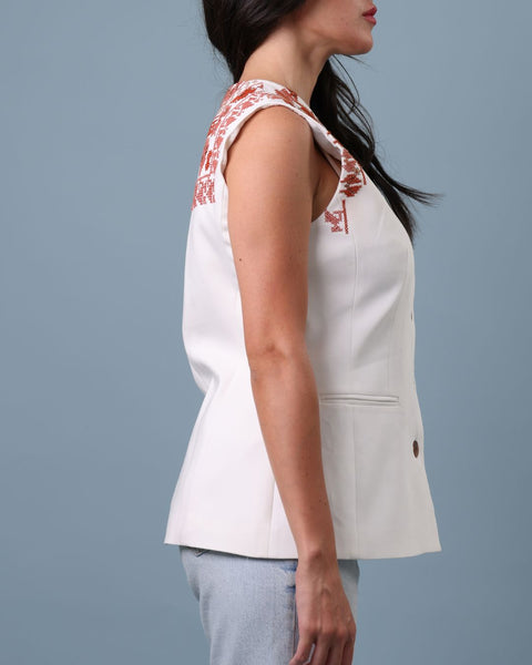 White Fitted Vest - Leaf, Flowers; Border | الورق، الزهور والإطار