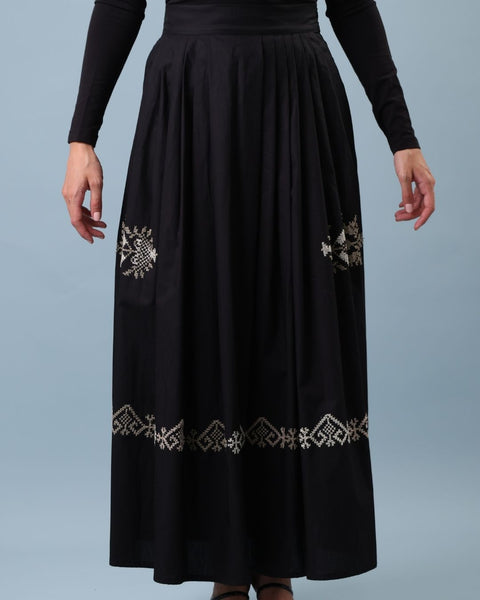 Black Pleated Skirt-Vase & Almond Branch | مزهرية وغصن لوز