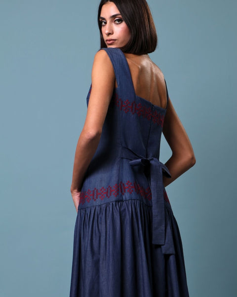 Cauliflower & Baker's wife Embroidered Dress | تطريز القرنبيط وزوجة الخباز