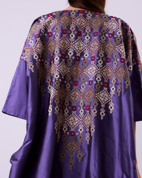 Silk Abaya-Qamar Wa Qalayed Beersheba | قمر قلايد بئر سبع