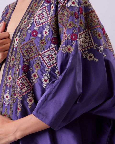 Silk Abaya-Qamar Wa Qalayed Beersheba | قمر قلايد بئر سبع