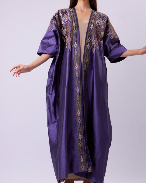 Silk Abaya-Qamar Wa Qalayed Beersheba | قمر قلايد بئر سبع