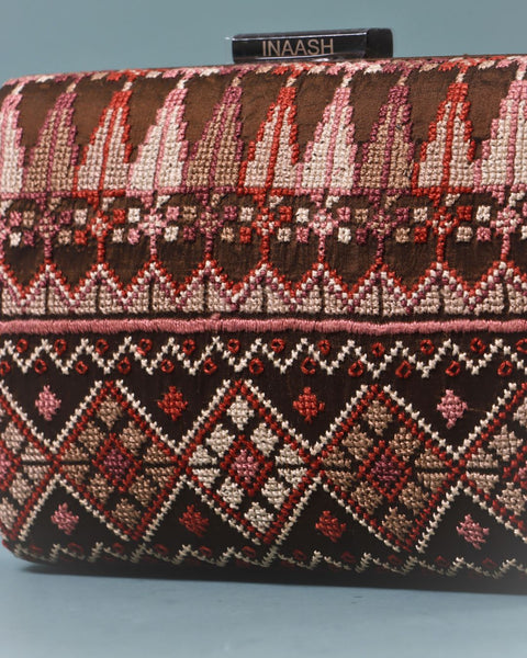 Flat Silk Clutch- Gaza Embroidery | تطريز غزة