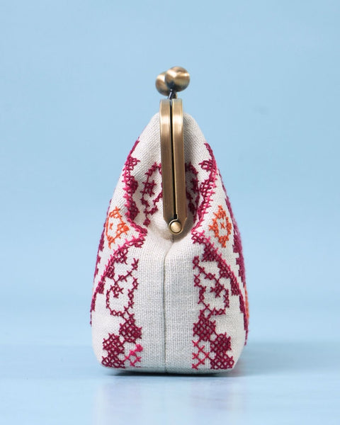 White Linen Click Clutch Star of Bethlehem | نجمة بيت لحم