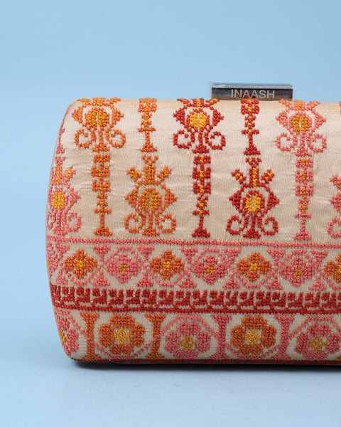 Golden Flat Silk Clutch-Natrat Yafa | تطريز نترات يافا