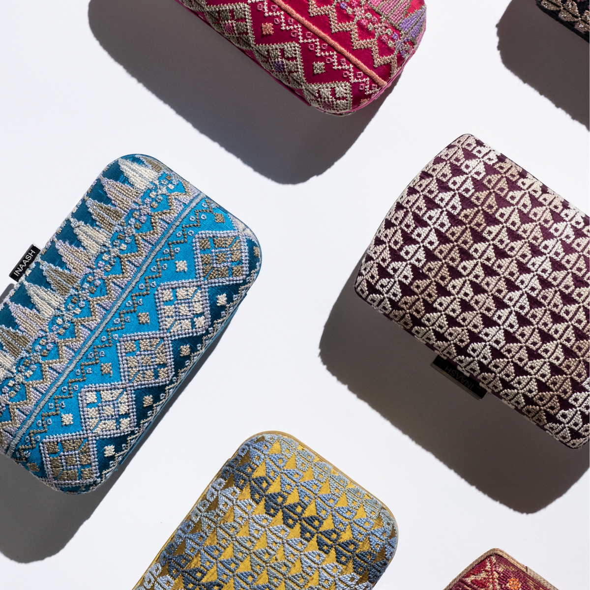 Clutches Silk & Canvas
